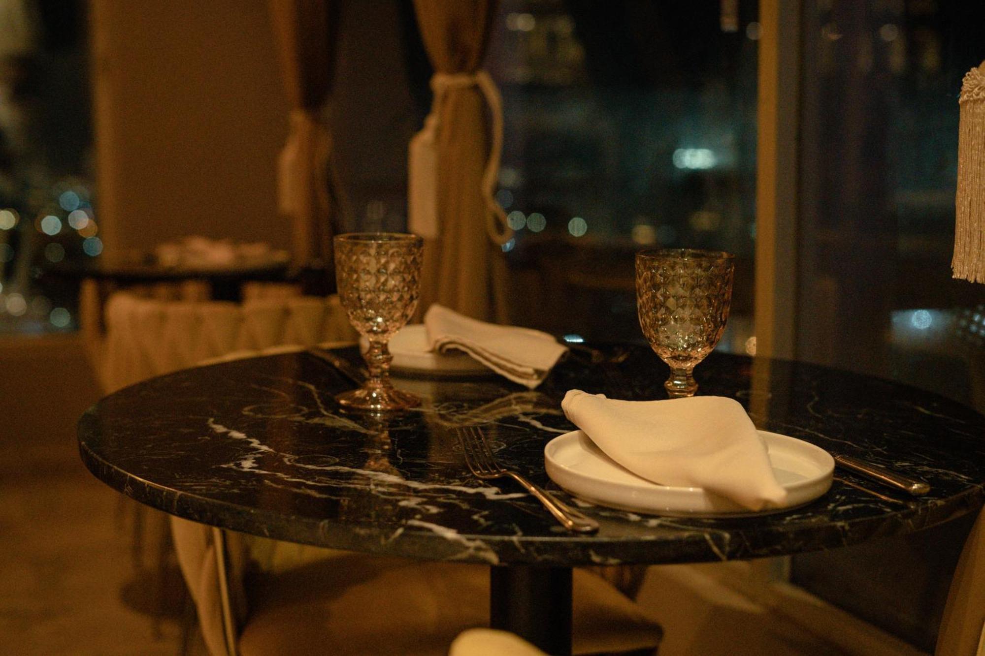 Ghl Collection Barranquilla Hotel Exterior foto A table at the restaurant
